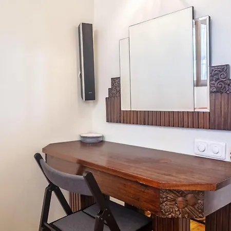 Superb Flat With Backyard In Cihangir Beyoglu Istanbul